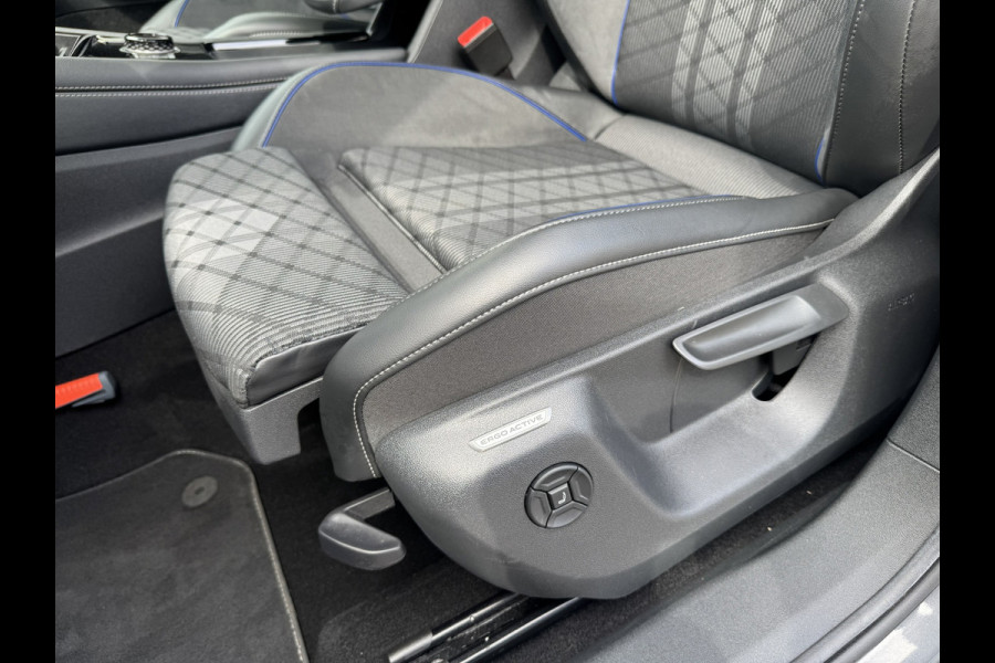 Volkswagen Tiguan 1.5 eHybrid R-Line Plug in Trekhaak Massage stoelen Camera Carplay