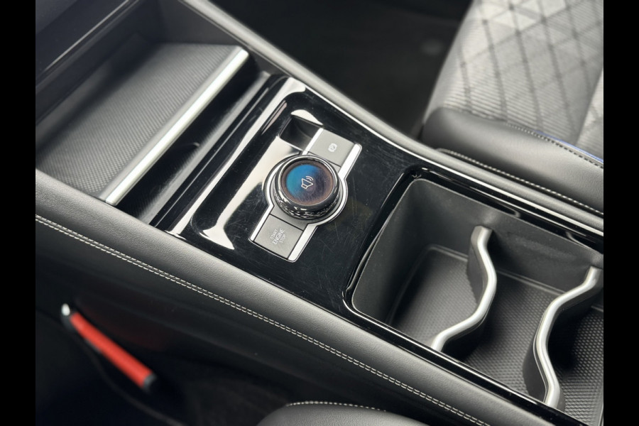 Volkswagen Tiguan 1.5 eHybrid R-Line Plug in Trekhaak Massage stoelen Camera Carplay