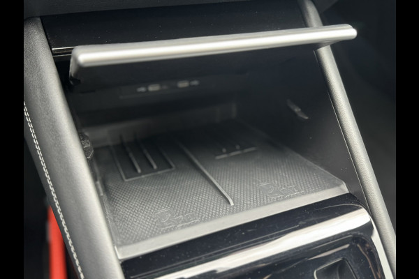 Volkswagen Tiguan 1.5 eHybrid R-Line Plug in Trekhaak Massage stoelen Camera Carplay