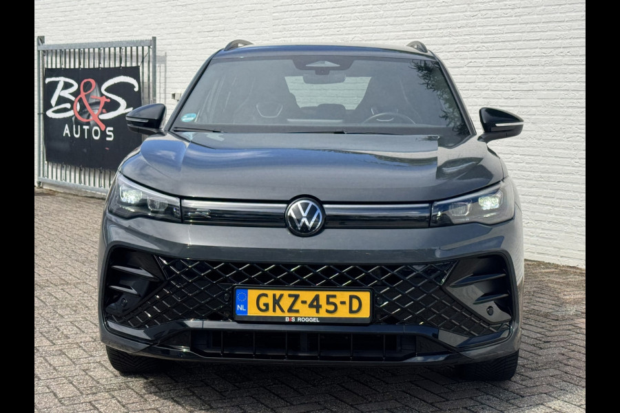 Volkswagen Tiguan 1.5 eHybrid R-Line Plug in Trekhaak Massage stoelen Camera Carplay