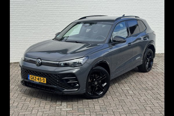 Volkswagen Tiguan 1.5 eHybrid R-Line Plug in Trekhaak Massage stoelen Camera Carplay