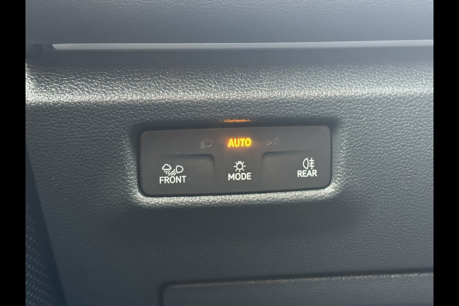 Volkswagen Tiguan 1.5 eHybrid R-Line Plug in Trekhaak Massage stoelen Camera Carplay