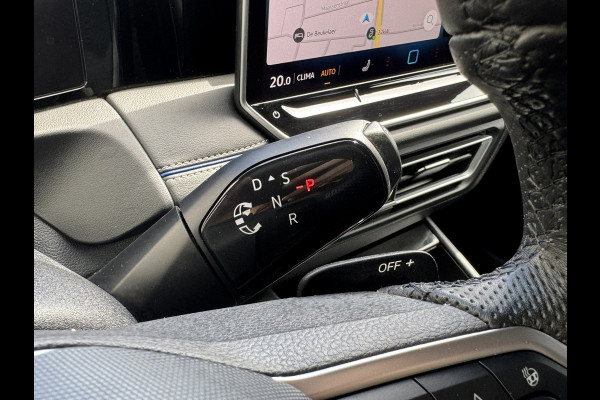 Volkswagen Tiguan 1.5 eHybrid R-Line Plug in Trekhaak Massage stoelen Camera Carplay