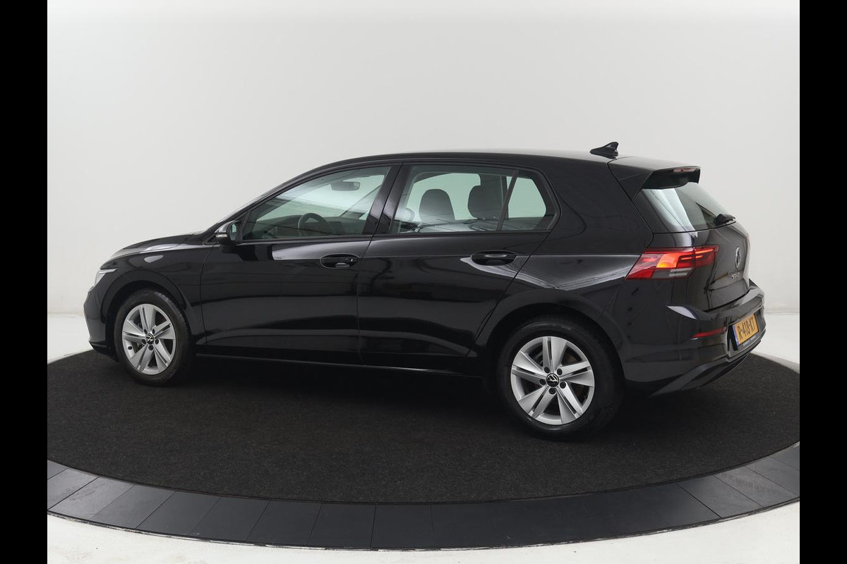 Volkswagen Golf 1.0 TSI Life | Carplay | Adaptive cruise | Navigatie | Parkeerhulp | Full LED | Climate control | DAB | Bluetooth | Digital cockpit