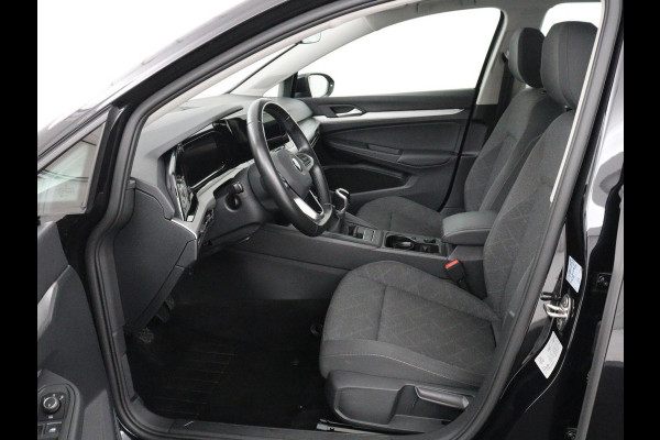 Volkswagen Golf 1.0 TSI Life | Carplay | Adaptive cruise | Navigatie | Parkeerhulp | Full LED | Climate control | DAB | Bluetooth | Digital cockpit