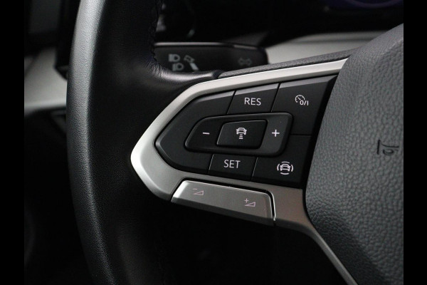 Volkswagen Golf 1.0 TSI Life | Carplay | Adaptive cruise | Navigatie | Parkeerhulp | Full LED | Climate control | DAB | Bluetooth | Digital cockpit