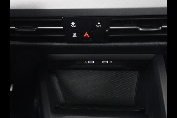 Volkswagen Golf 1.0 TSI Life | Carplay | Adaptive cruise | Navigatie | Parkeerhulp | Full LED | Climate control | DAB | Bluetooth | Digital cockpit