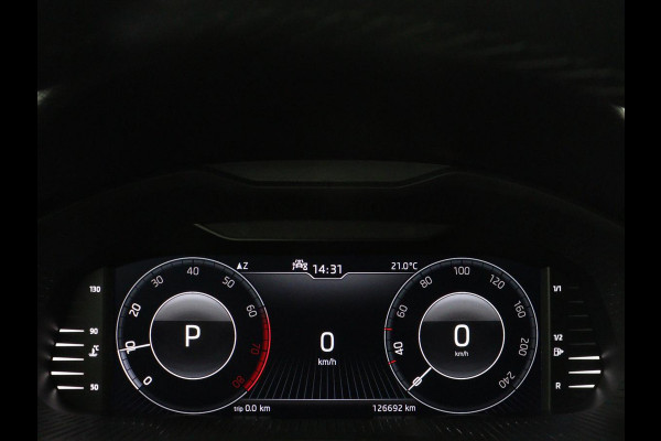 Škoda SCALA 1.0 TSI Sport | Automaat | Virtual Cockpit | Sportstoelen | Carplay | Navigatie | Climate control | Full LED | Parkeerhulp | Cruise control | Bluetooth | Getint glas