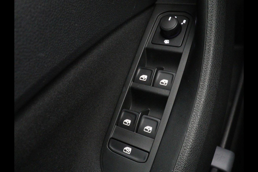 Škoda SCALA 1.0 TSI Sport | Automaat | Virtual Cockpit | Sportstoelen | Carplay | Navigatie | Climate control | Full LED | Parkeerhulp | Cruise control | Bluetooth | Getint glas