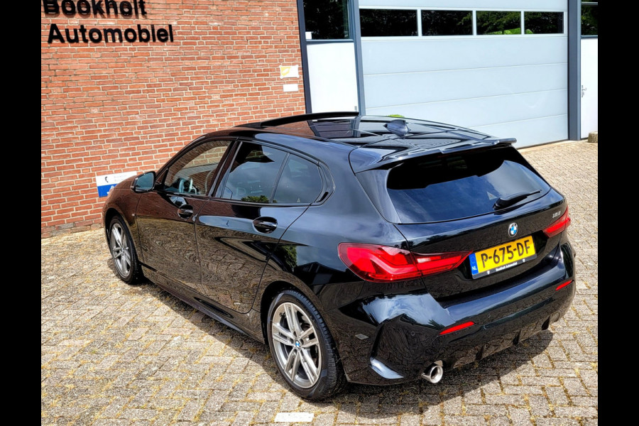 BMW 1-serie 118i M-sport Pano Camera Stuurverw. HIFI [1e eig. BTW NL NAP]