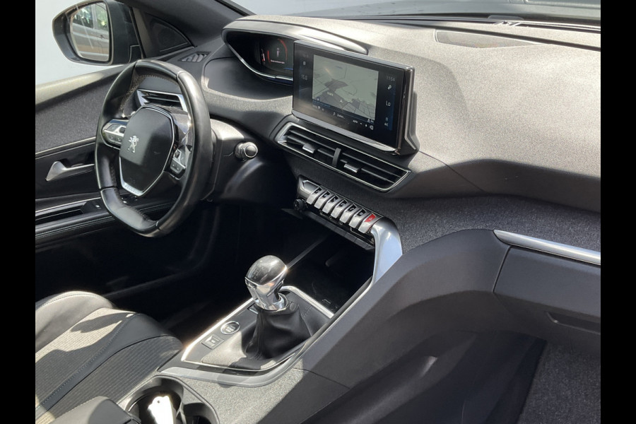 Peugeot 5008 7-Pers 1.2 131pk Pack 360°Cam Navi Trekhaak 7p.