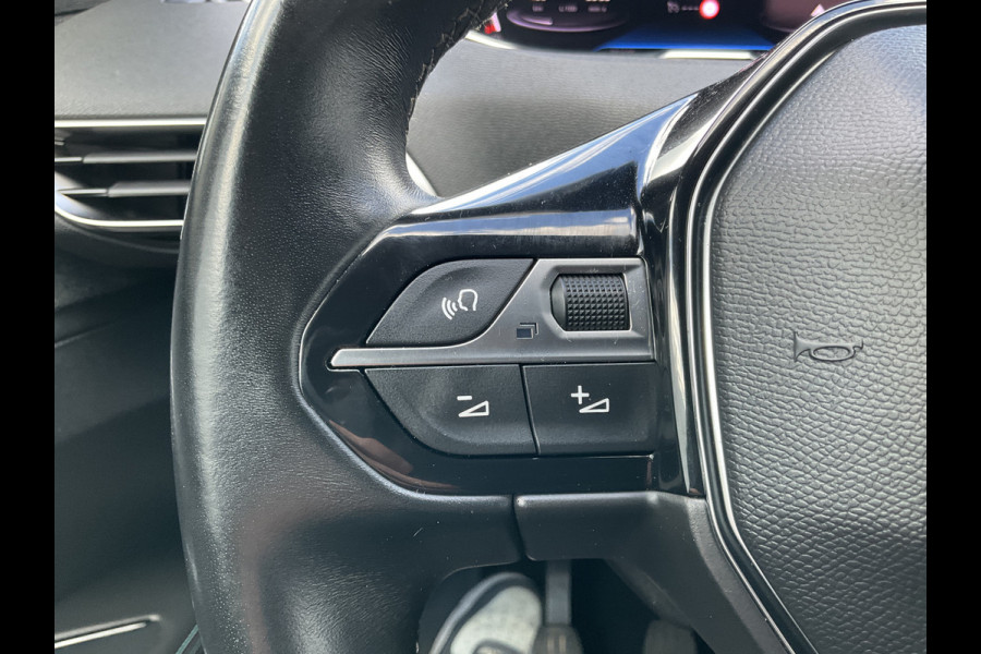 Peugeot 5008 7-Pers 1.2 131pk Pack 360°Cam Navi Trekhaak 7p.
