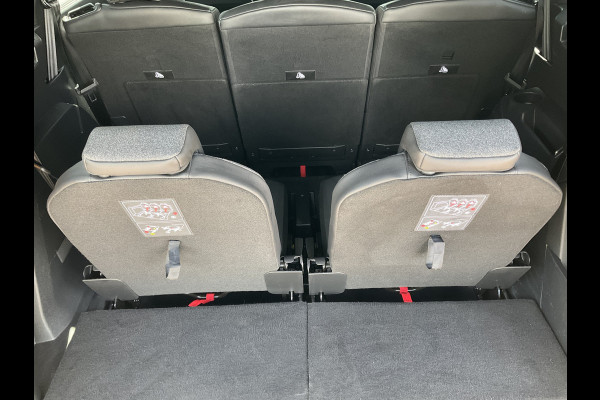 Peugeot 5008 7-Pers 1.2 131pk Pack 360°Cam Navi Trekhaak 7p.