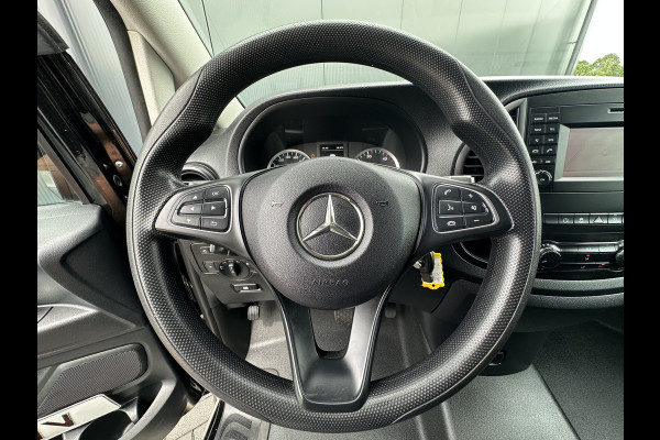 Mercedes-Benz Vito 114 CDI 136 PK E6 AUTOMAAT / L2H1 / 1e EIG. / TREKHAAK / CAMERA / 2x SCHUIFDEUR / CRUISE / AIRCO