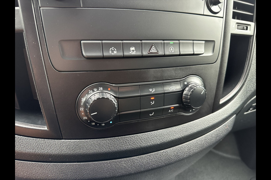 Mercedes-Benz Vito 114 CDI 136 PK E6 AUTOMAAT / L2H1 / 1e EIG. / TREKHAAK / CAMERA / 2x SCHUIFDEUR / CRUISE / AIRCO
