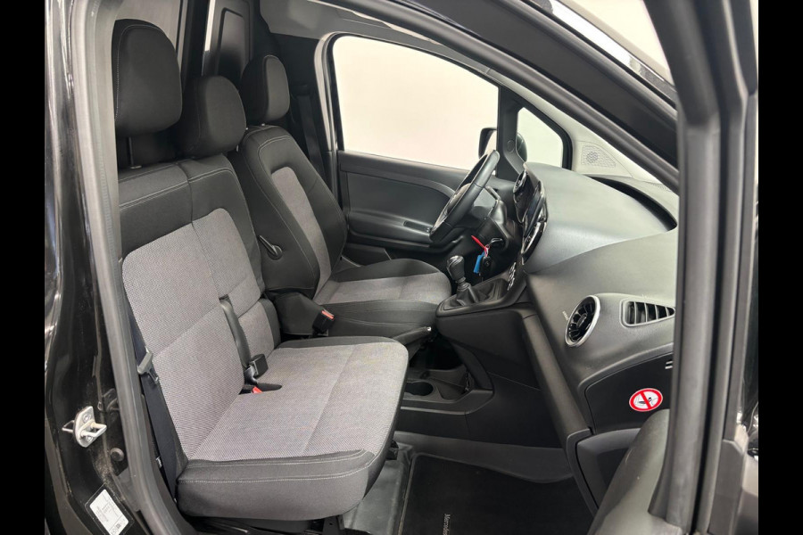 Mercedes-Benz Citan 110 CDI L1 Pro Cruise Control Stoelverwarming Parkeersensoren Airco 3 Zits