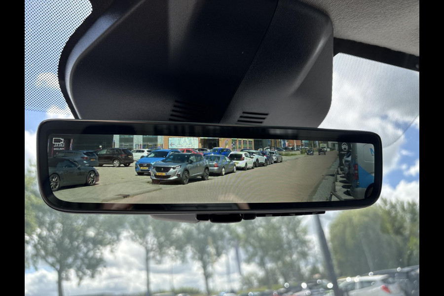 Peugeot e-Expert L3 75 kWh | STX Sport | Lederen bekleding | Spoilerpakket | 18 inch Lichtmetalen velgen | Dynamic NAV Pakket | Winterpakket | Comfort Pakket | betimmering | 2x schuifdeur | Mooiste bus van Nederland!