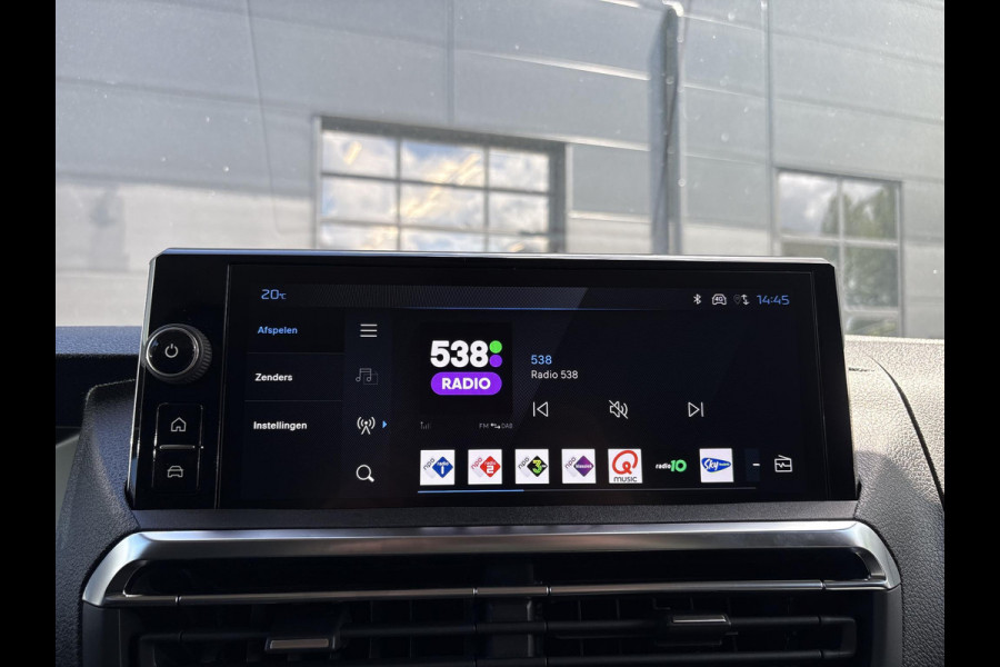 Peugeot e-Expert L3 75 kWh | STX Sport | Lederen bekleding | Spoilerpakket | 18 inch Lichtmetalen velgen | Dynamic NAV Pakket | Winterpakket | Comfort Pakket | betimmering | 2x schuifdeur | Mooiste bus van Nederland!