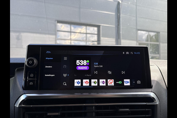 Peugeot e-Expert L3 75 kWh | STX Sport | Lederen bekleding | Spoilerpakket | 18 inch Lichtmetalen velgen | Dynamic NAV Pakket | Winterpakket | Comfort Pakket | betimmering | 2x schuifdeur | Mooiste bus van Nederland!