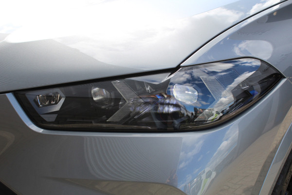 BMW X5 xDrive50e M-Sport Pro | Vierwielbesturing | Trekhaak | Spoilerpakket | H&K | Panoramadak | Luchtvering
