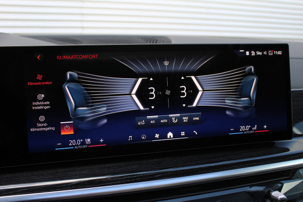 BMW X5 xDrive50e M-Sport Pro | Vierwielbesturing | Trekhaak | Spoilerpakket | H&K | Panoramadak | Luchtvering