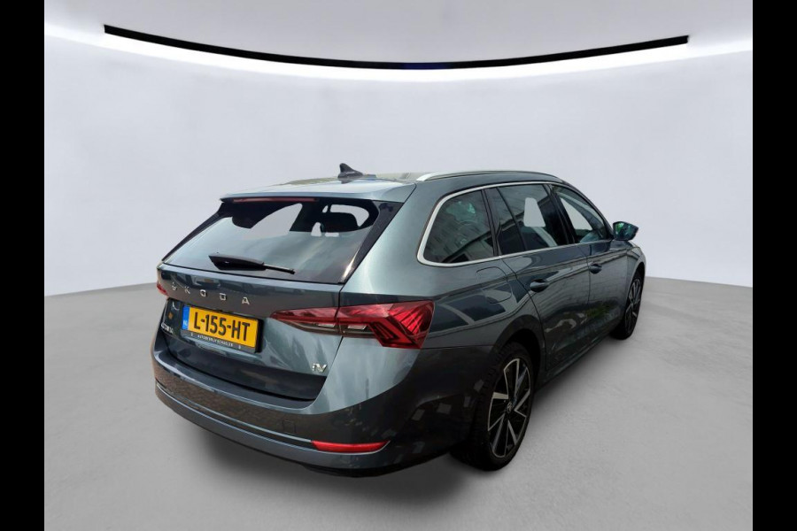 Škoda Octavia Combi 1.4 TSI iV PHEV Business Edition NL-AUTO | SFEER VERLICHTING | TREKHAAK