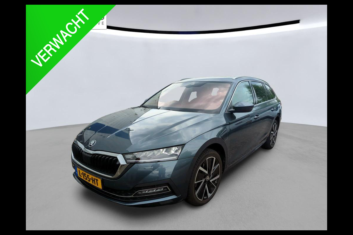 Škoda Octavia Combi 1.4 TSI iV PHEV Business Edition NL-AUTO | SFEER VERLICHTING | TREKHAAK