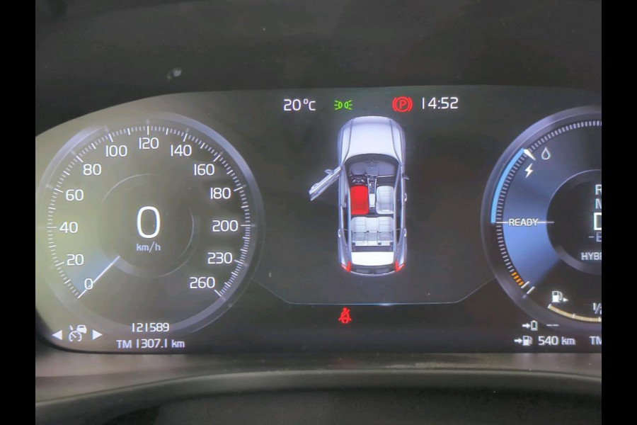 Volvo XC40 1.5 T5 Recharge R-Design NL-AUTO | PANODAK | TREKHAAK | 1/2 LEDER