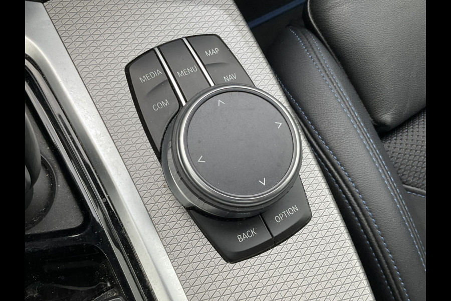 BMW X4 M40i High Executive HUD Memory Pano.dak H/K M-Sport
