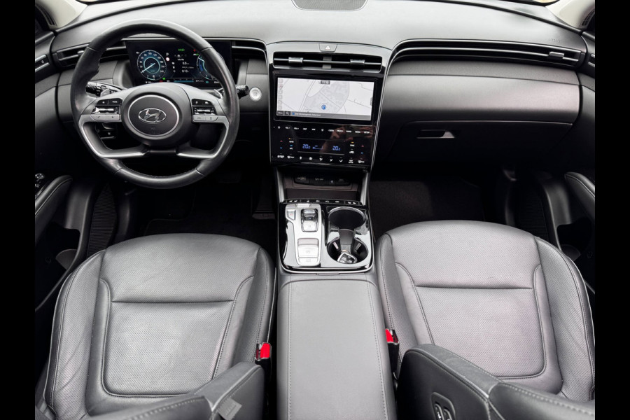 Hyundai Tucson 1.6 T-GDI PHEV Premium Sky 4WD | 97,4% SOH | Panoramadak | NL-Auto | Leder + Memory | Camera 360 | Elek. Achterklep