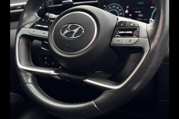 Hyundai Tucson 1.6 T-GDI PHEV Premium Sky 4WD | 97,4% SOH | Panoramadak | NL-Auto | Leder + Memory | Camera 360 | Elek. Achterklep