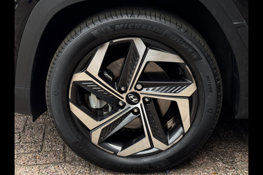 Hyundai Tucson 1.6 T-GDI PHEV Premium Sky 4WD | 97,4% SOH | Panoramadak | NL-Auto | Leder + Memory | Camera 360 | Elek. Achterklep