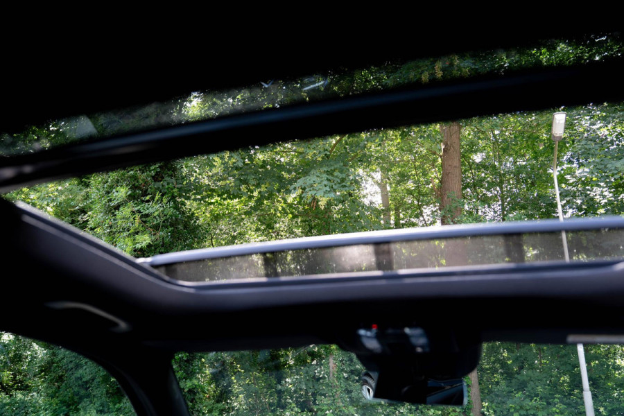 Mercedes-Benz Glb AMG 35 4MATIC Premium Plus | Pano | Memory | Sfeer | 360 Camera