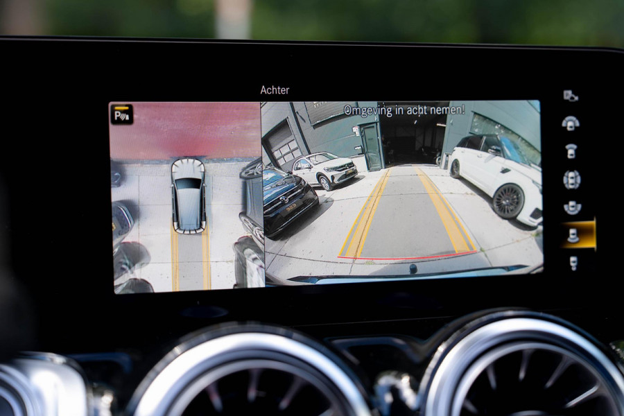 Mercedes-Benz Glb AMG 35 4MATIC Premium Plus | Pano | Memory | Sfeer | 360 Camera