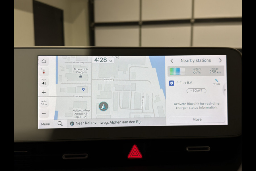 Hyundai IONIQ 5 Connect+ 77.4 kWh | Leder interieur | Trekhaak | Full Option | Soh (batterijcheck) Waarde 92,7 %