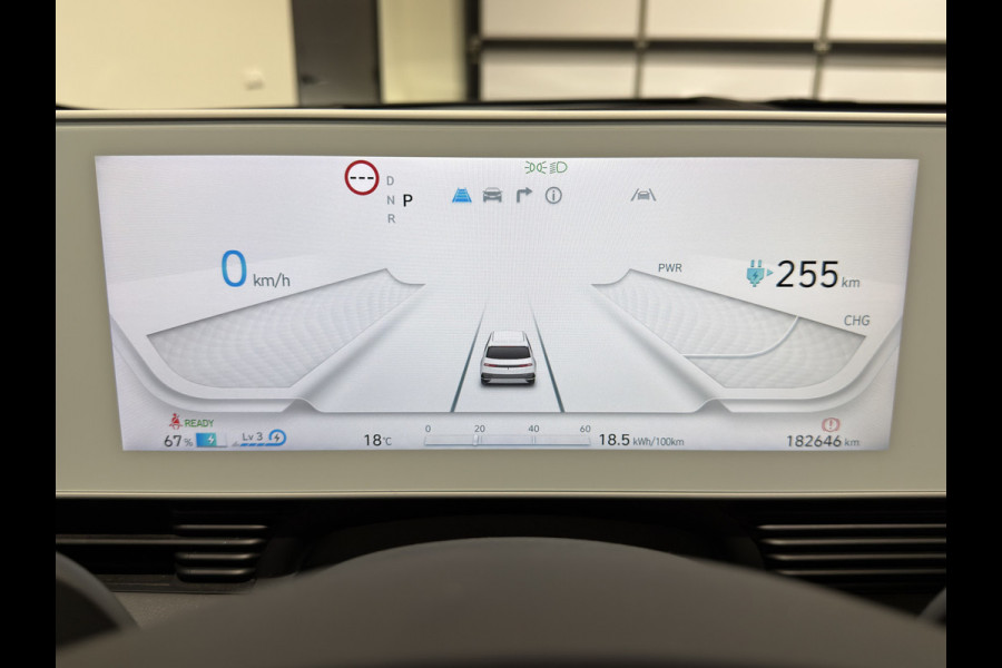 Hyundai IONIQ 5 Connect+ 77.4 kWh | Leder interieur | Trekhaak | Full Option | Soh (batterijcheck) Waarde 92,7 %