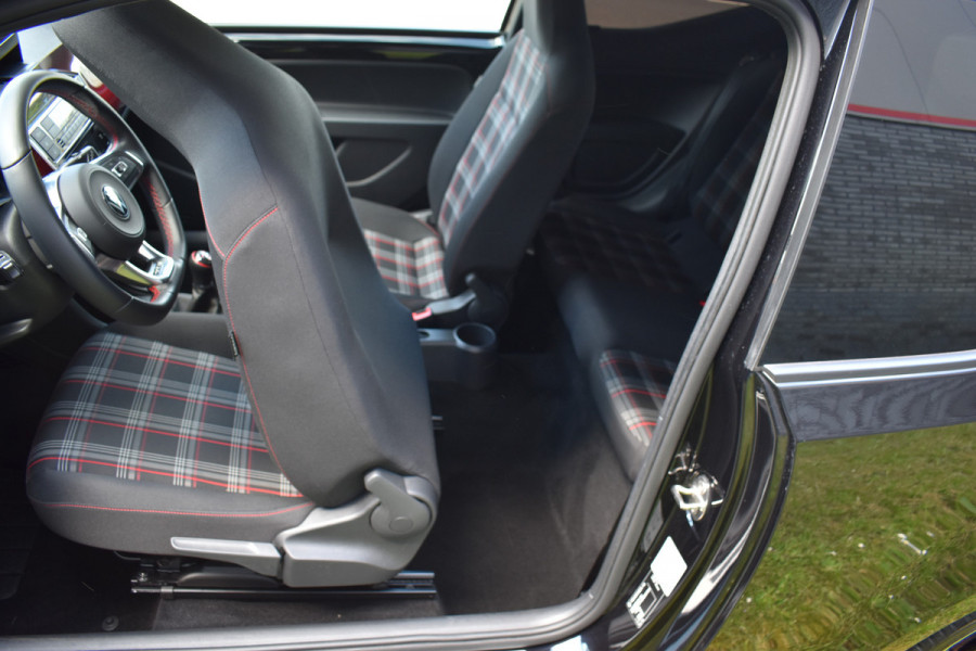 Volkswagen up! 1.0 TSI GTI Camera