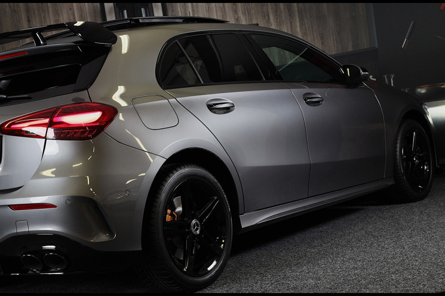 Mercedes-Benz A-Klasse 250 e AMG 45 Look / Memory / Elek Stoelen / Acc / Head Up / 360 Camera / Pano / 18 Inch