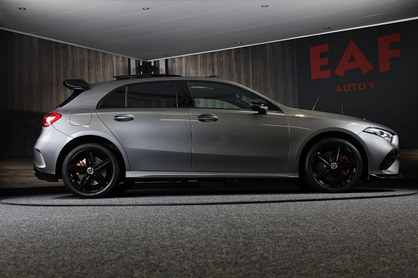 Mercedes-Benz A-Klasse 250 e AMG 45 Look / Memory / Elek Stoelen / Acc / Head Up / 360 Camera / Pano / 18 Inch