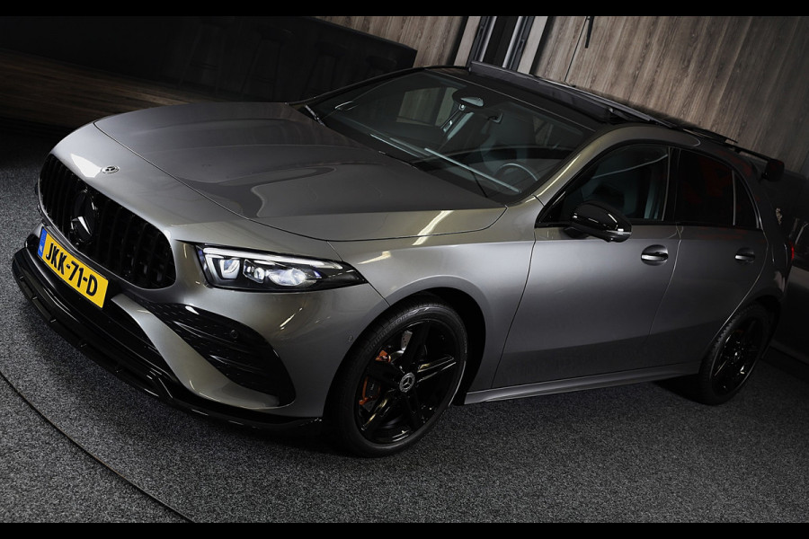 Mercedes-Benz A-Klasse 250 e AMG 45 Look / Memory / Elek Stoelen / Acc / Head Up / 360 Camera / Pano / 18 Inch