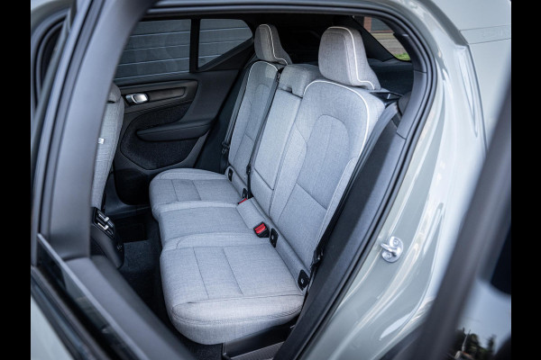 Volvo XC40 1.5 T5 Plug-in hybrid Plus Dark - Pano l Memory l h/Kardon l ACC l 360cam