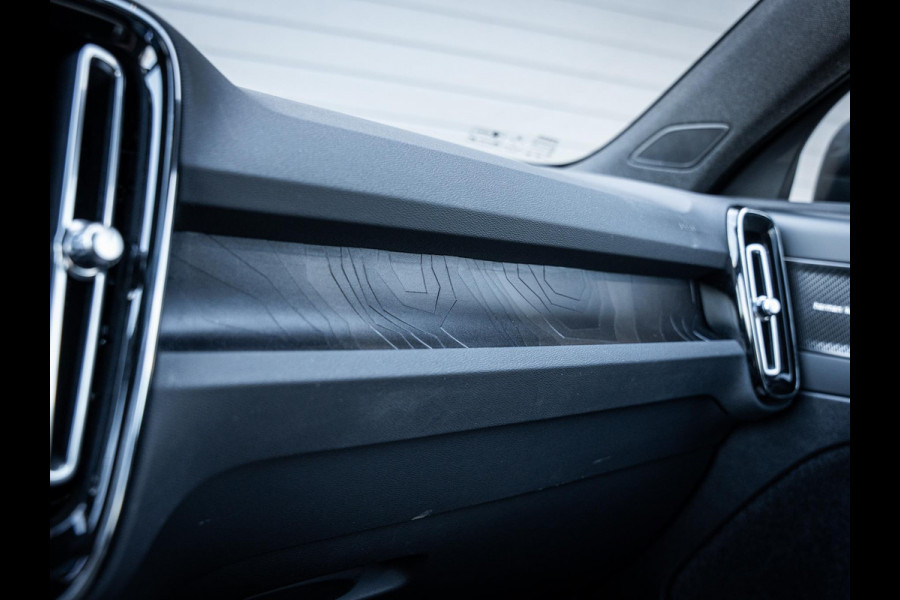 Volvo XC40 1.5 T5 Plug-in hybrid Plus Dark - Pano l Memory l h/Kardon l ACC l 360cam