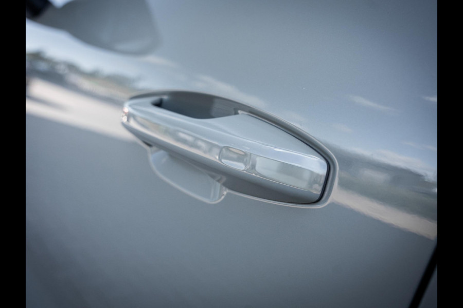 Volvo XC40 1.5 T5 Plug-in hybrid Plus Dark - Pano l Memory l h/Kardon l ACC l 360cam