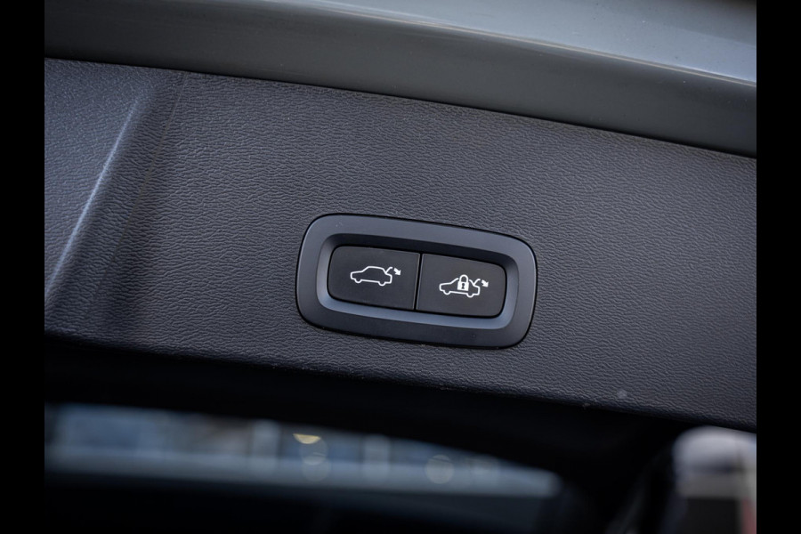 Volvo XC40 1.5 T5 Plug-in hybrid Plus Dark - Pano l Memory l h/Kardon l ACC l 360cam
