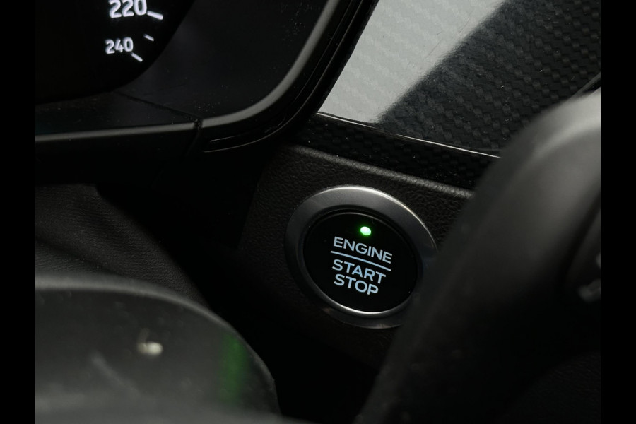 Ford Focus 1.5 EcoBoost ST Line Business Pano Navi Automaat