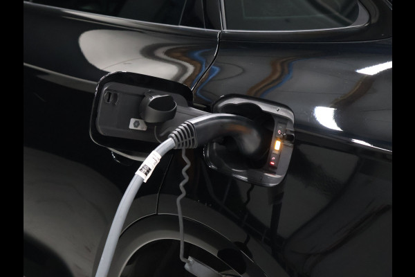 Audi Q5 Sportback 50 TFSI e S Line Sport [APPLE CARPLAY, VIRTUAL COCKPIT, CAMERA, MATRIX, TREKHAAK ELEK., ANDROID, LEDEREN SPORTSTOELEN, PDC V+A, CRUISE, CLIMATE, NIEUWSTAAT]