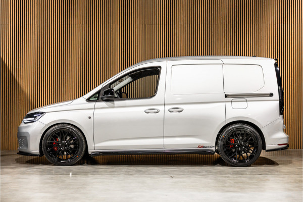 Volkswagen Caddy Cargo 2.0 TDI DSG | L+R Schuifdeur | ACC | Side Assist | Lane Assist | Virtual Cockpit | Camera | CarPlay | Stoelverwarming | LED Koplampen | Sidebars | Spoilerkit | DAB | Fabrieksgarantie | Facelift model | BPM Vrij