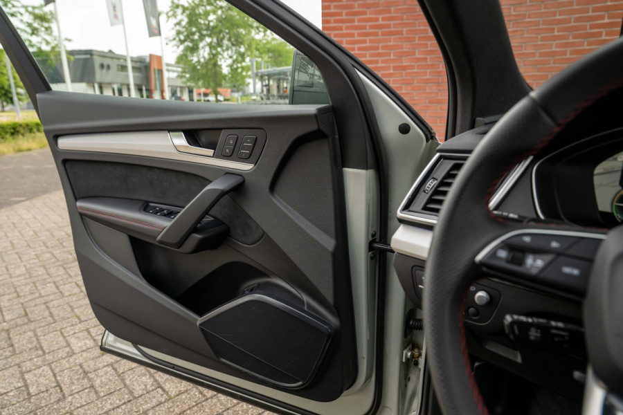 Audi Q5 Sportback 55 TFSI e S edition Competition Carbon Luchtvering
