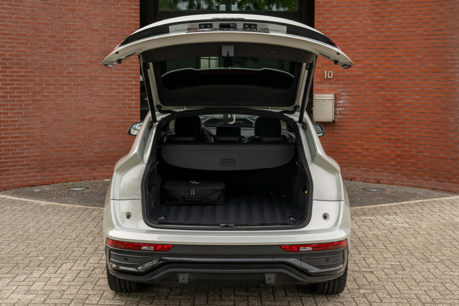 Audi Q5 Sportback 55 TFSI e S edition Competition Carbon Luchtvering