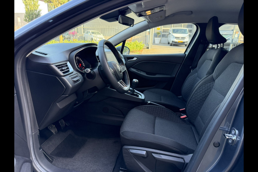 Renault Clio 1.0 TCe Navigatie / Apple CarPlay - Android / 1e Eigenaar / ALL-Season banden / Cruise Control / PDC met optische w